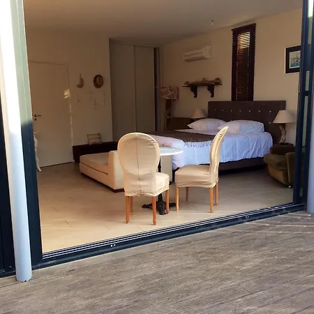 Le Mas Bed & Breakfast Nissan-lez-Enserune